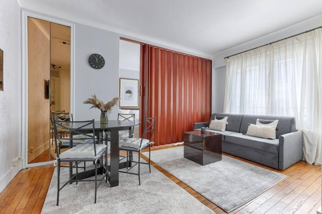 Matignon Saint-Honore : Magnifique Appartement 1Br Paris Exterior foto